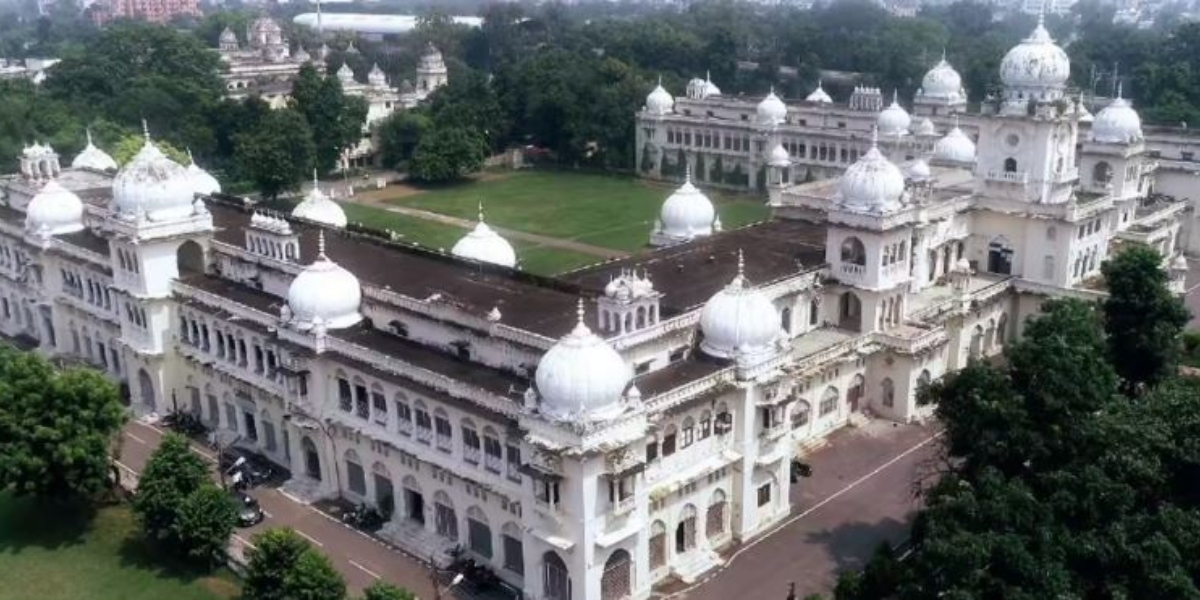 लखनउ विश्वविद्यालयमा नमाज र हनुमान चालीसामाथि विवाद किन?