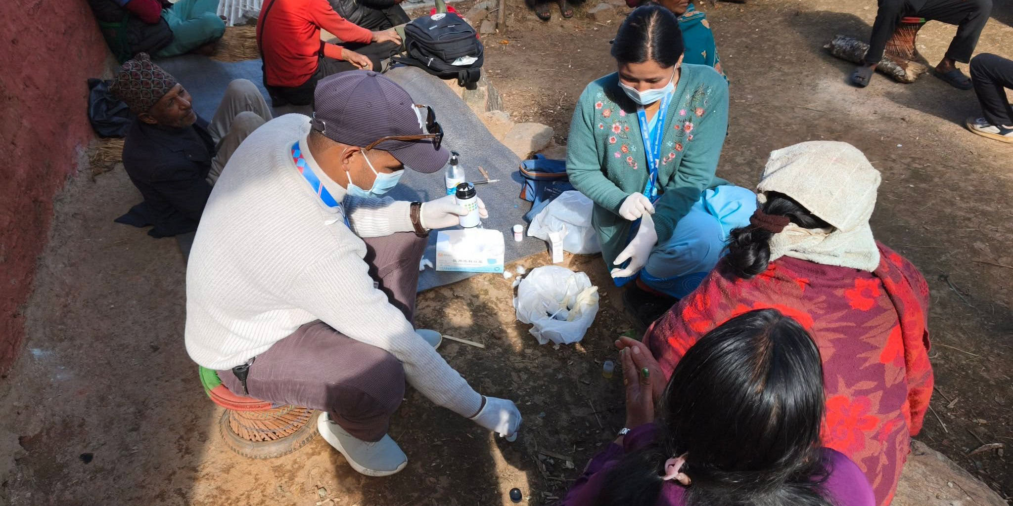 म्याग्दीमा नसर्ने रोगका बिरामी पहिचान गर्न टोलमै स्वास्थ्य परीक्षण