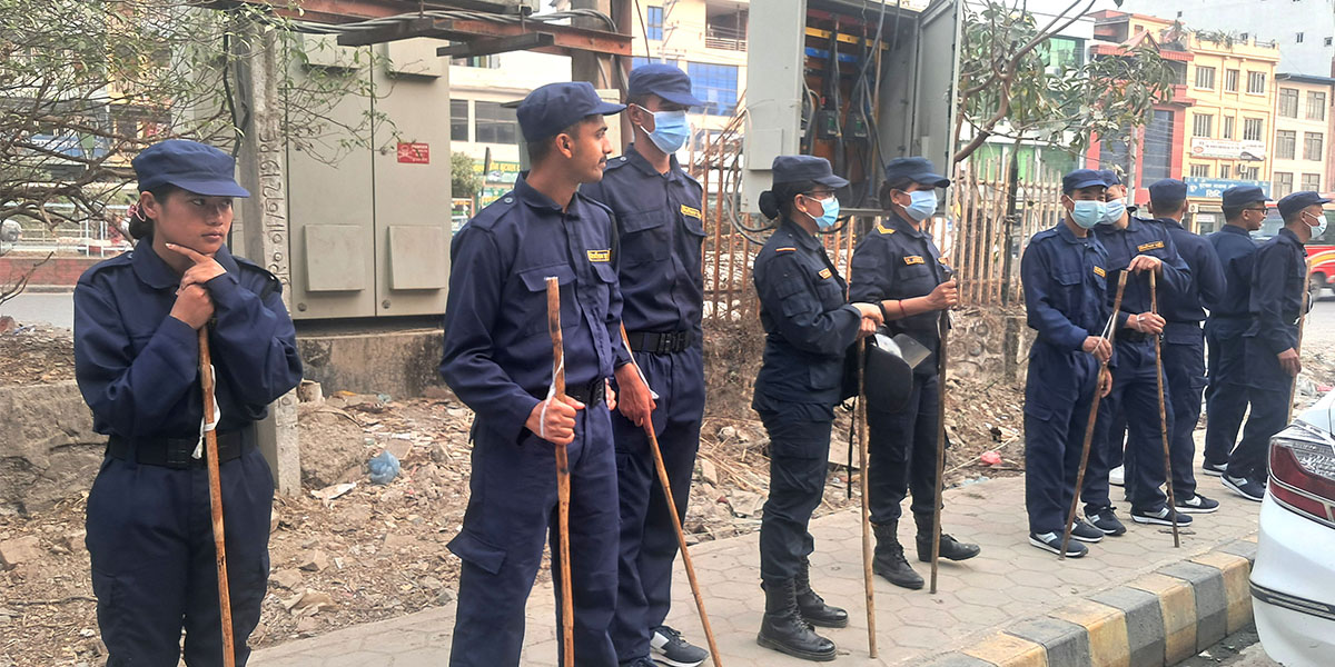 सुरक्षामा खटिएका निर्वाचन प्रहरी