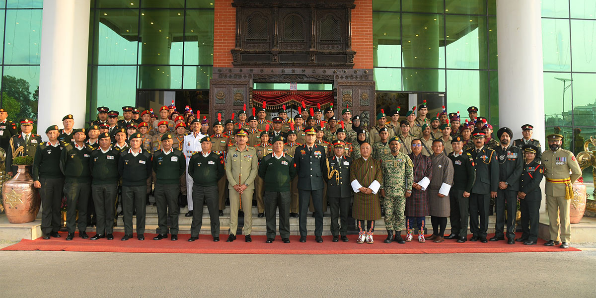 प्रधानसेनापतिसँग युवा आदानप्रदान कार्यक्रममा सहभागीको भेट