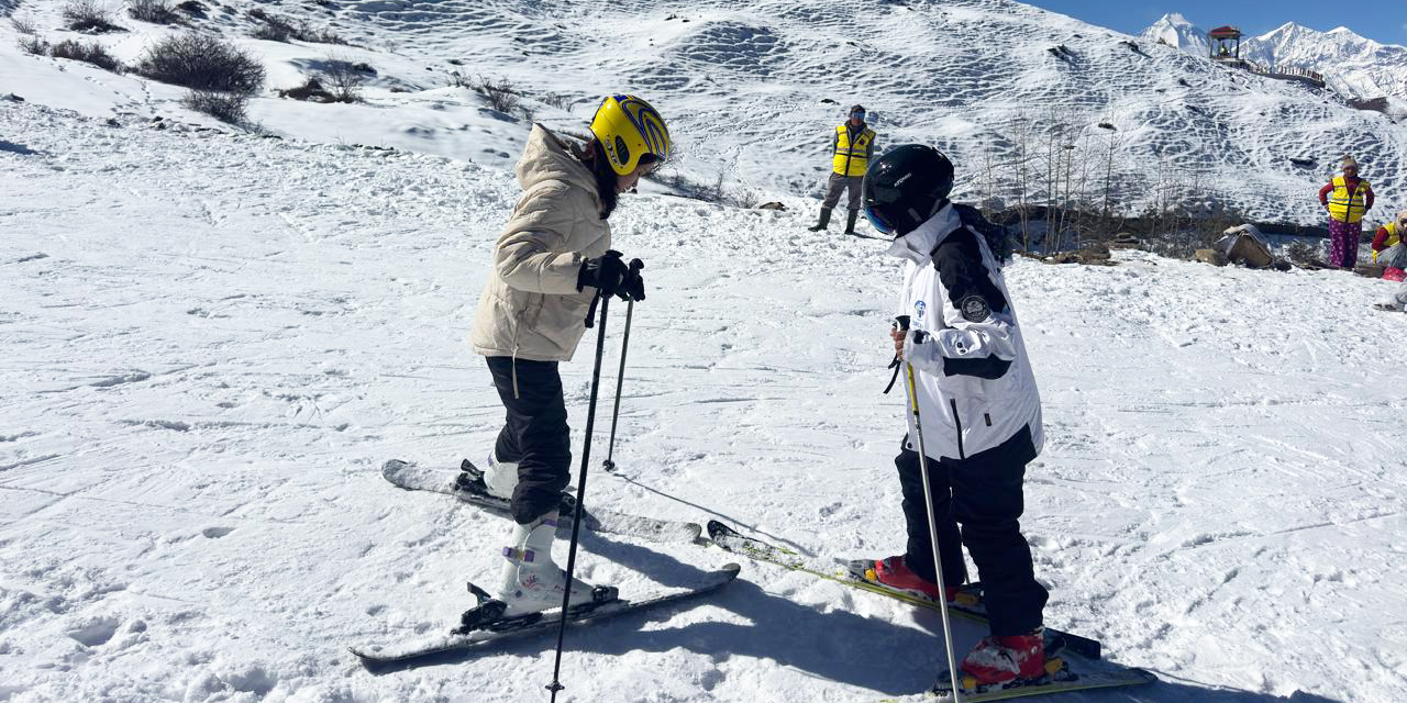 मुक्तिनाथमा ‘स्की’ प्रतियागिता