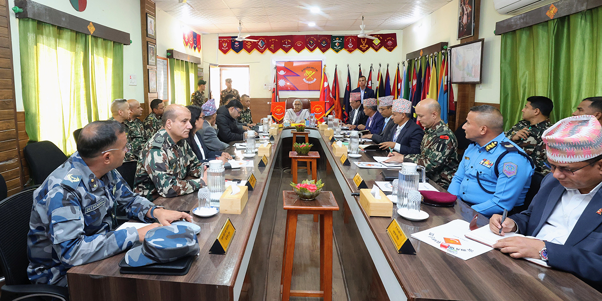 प्रधानमन्त्री कार्की लुम्बिनीमा, चुनाव निष्पक्ष र शान्तिपूर्ण गराउन निर्देशन