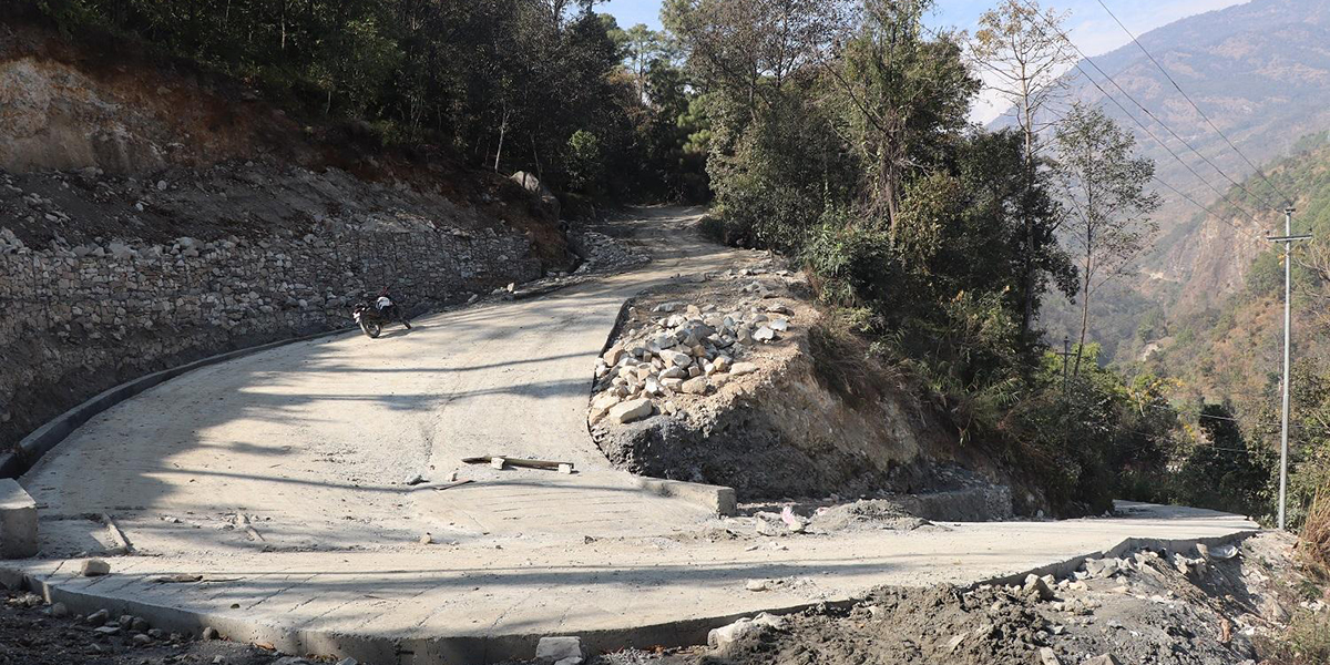 लक्ष्यभन्दा पाँच महिनाअघि नै सडक स्तरोन्नति सम्पन्न