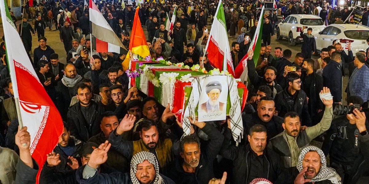 इरान : युद्धको धुवाँमा उत्तराधिकारको जोखिमपूर्ण दौड