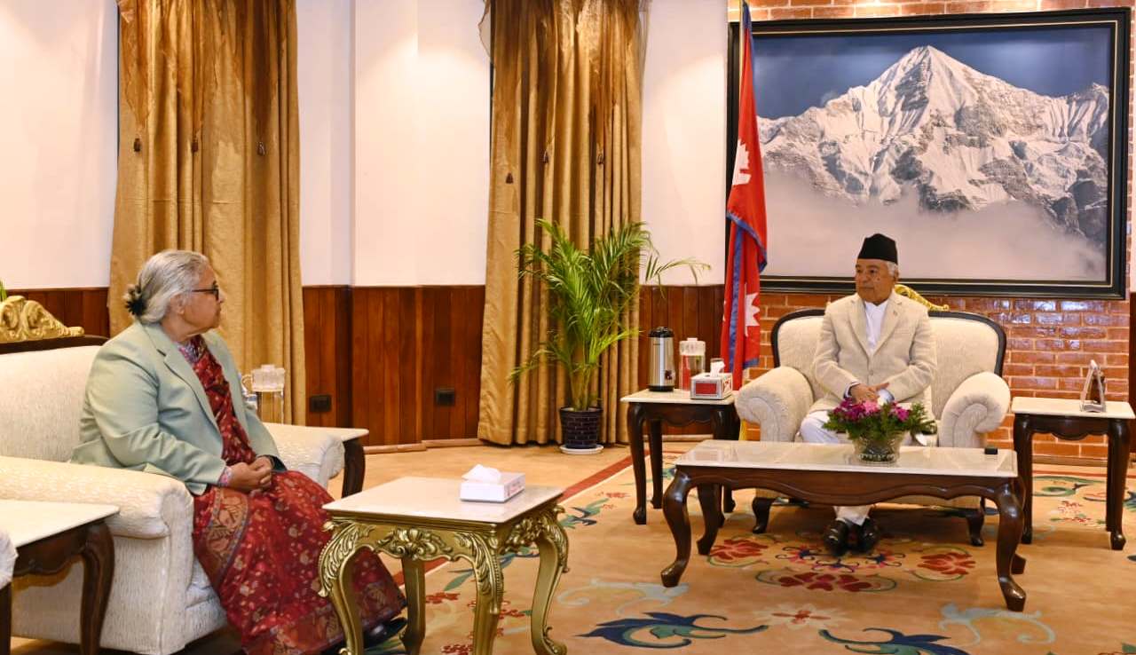 निर्वाचनबारे राष्ट्रपतिलाई प्रधानमन्त्रीको ‘ब्रिफिङ’