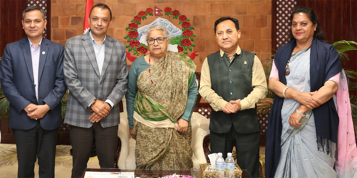 गगन थापा बालुवाटारमा