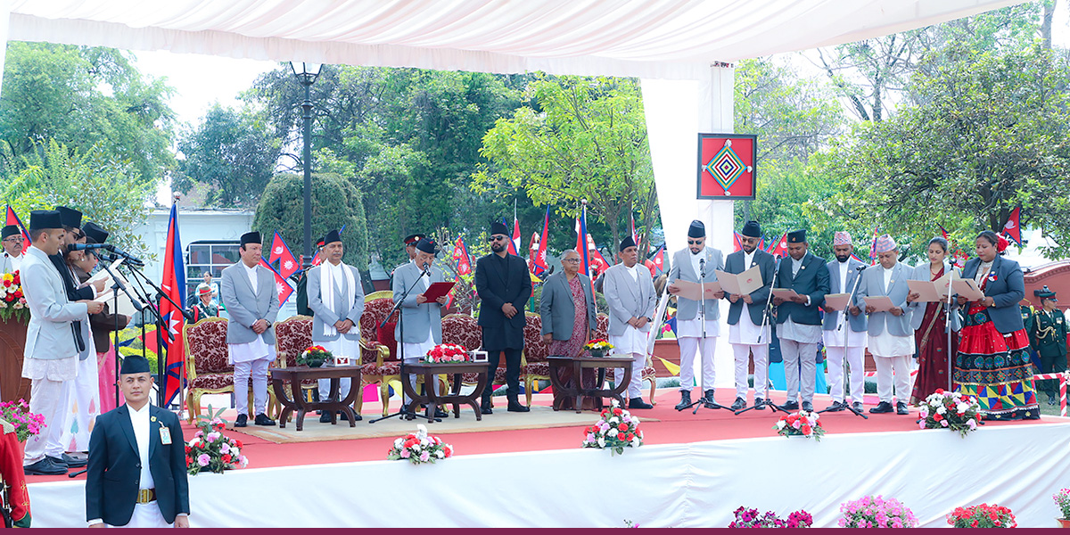 १५ सदस्यीय मन्त्रिपरिषद् गठन, कुन वरीयतामा को? (सूची)