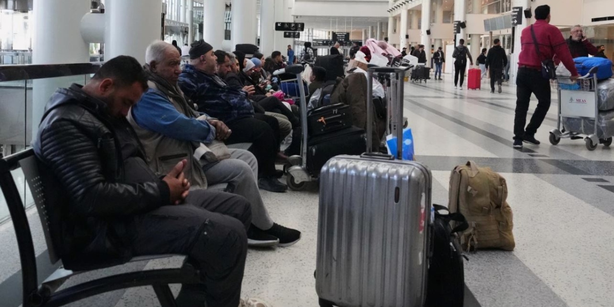 मध्यपूर्वका १८ सयभन्दा बढी उडान रद्द, लाखौँ यात्री अलपत्र