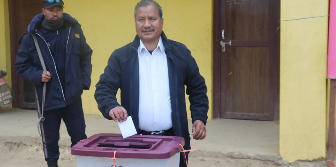 विप्लवले पनि गरे यसपटक मतदान