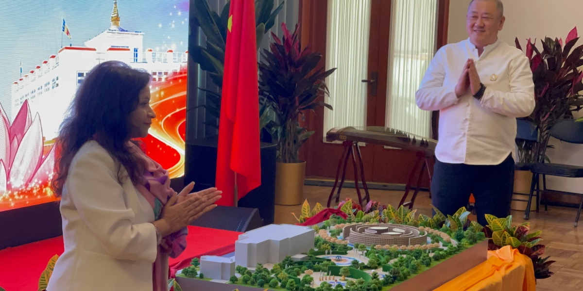 १० हजार चिनियाँलाई नेपाल भ्रमण गराइँदै