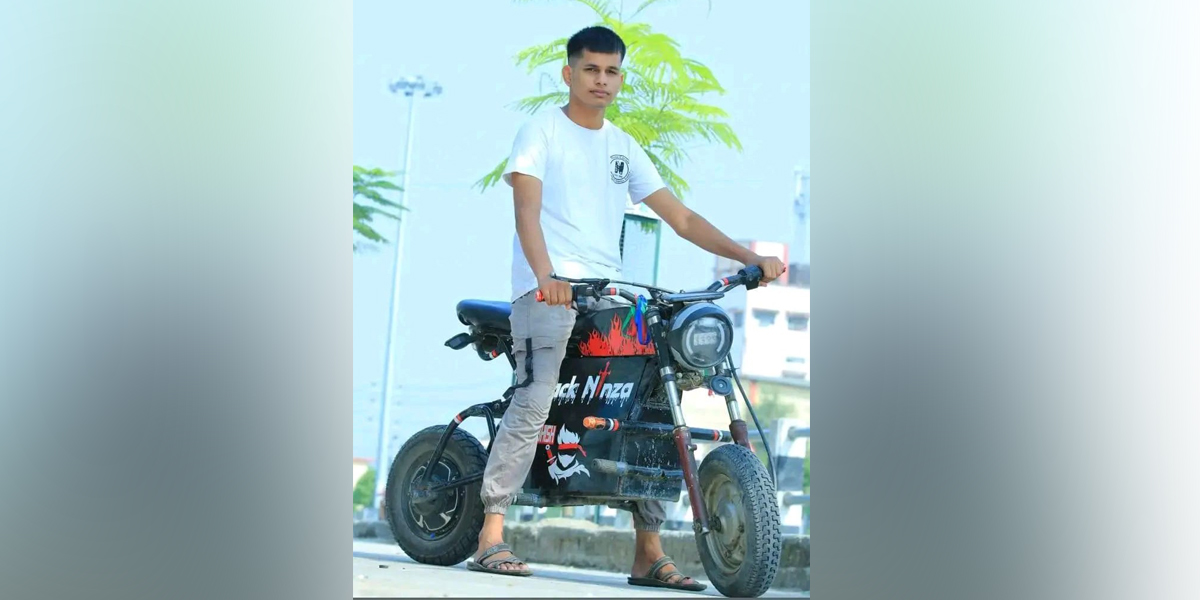 धनगढीका आसिस जोशीले बनाए विद्युतीय मोटरसाइकल