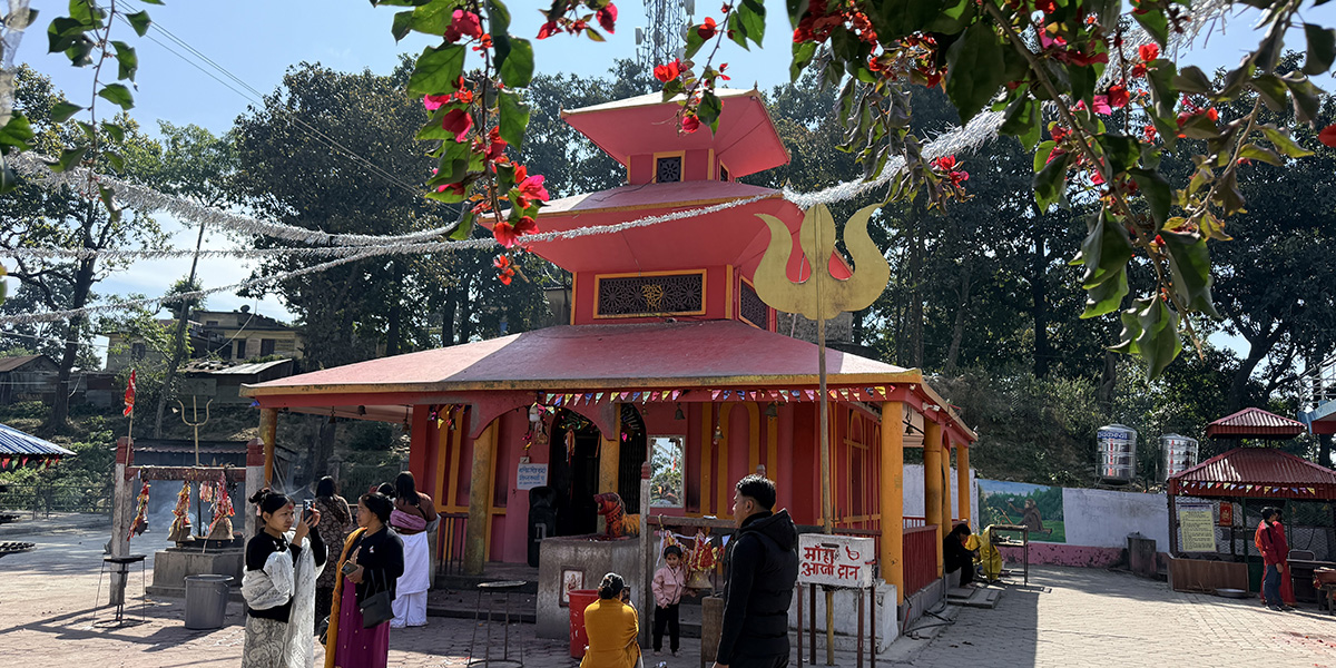 धार्मिक पर्यटनको केन्द्र बन्दै नवलपुरको दाउन्ने देवी मन्दिर