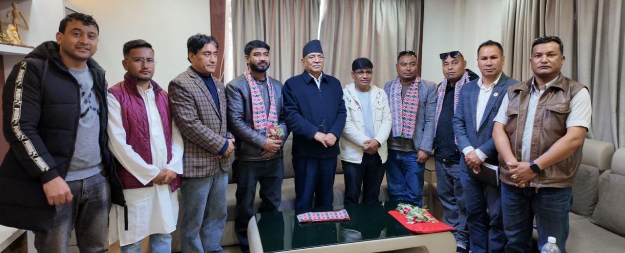 महेश बस्नेतको क्षेत्रका एमाले कार्यकर्ता नेकपामा