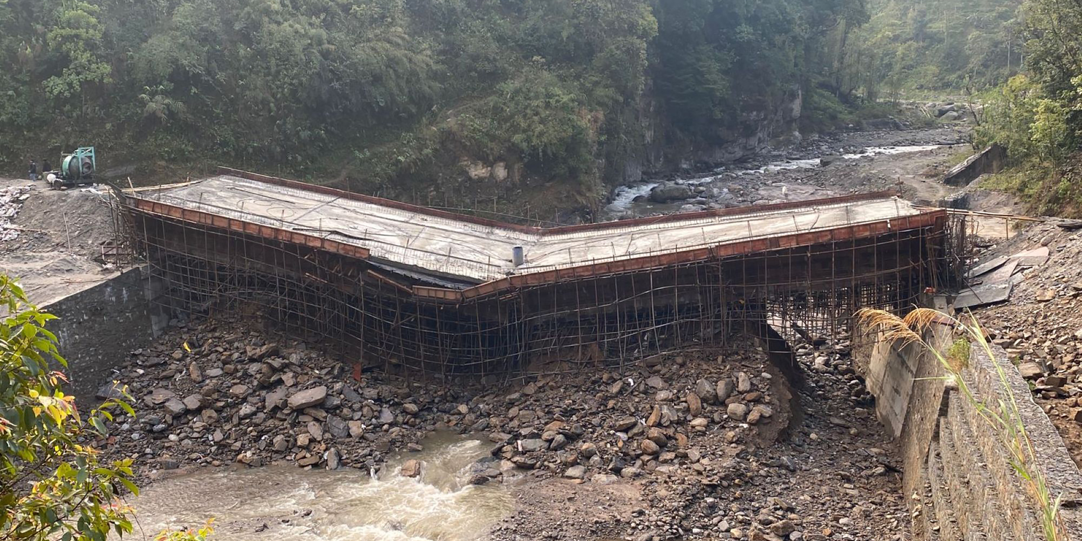 भाँचियो निर्माणाधीन पुल