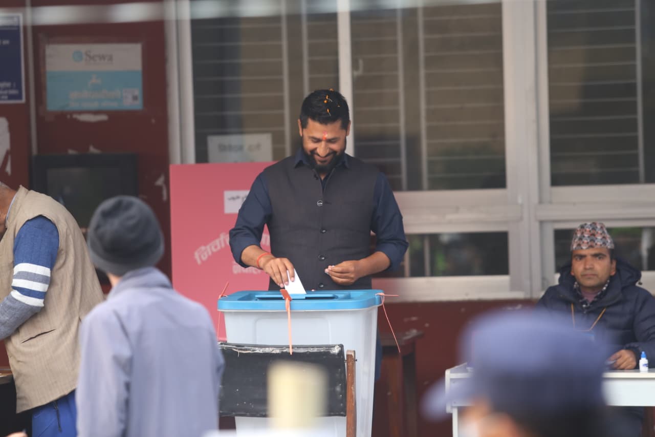 रविले गरे काठमाडौँ ३ बाट मतदान