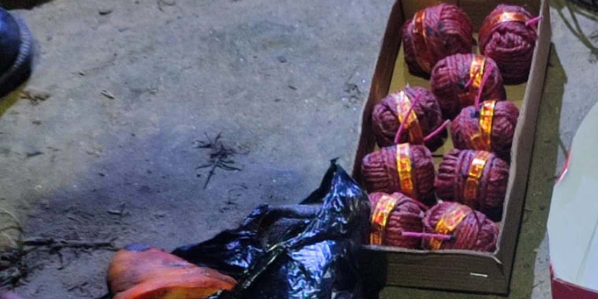 पर्सामा ९ वटा सुतली बम र सुँगुरको टाउकोसहित ३ जना पक्राउ