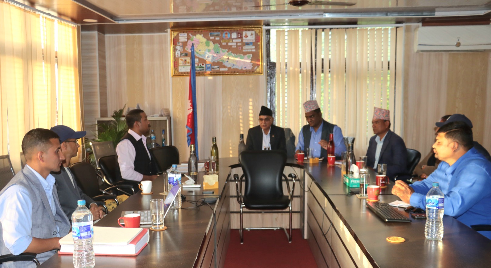 निर्माणाधीन प्रदेश रंगशालाको काम छिटो टुंग्याउन मुख्यमन्त्री कँडेलले दिए निर्देशन