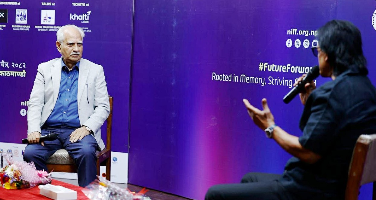 निर्देशक सिप्पीले राजेश हमाललाई सुनाए ‘शोले’का किस्सा