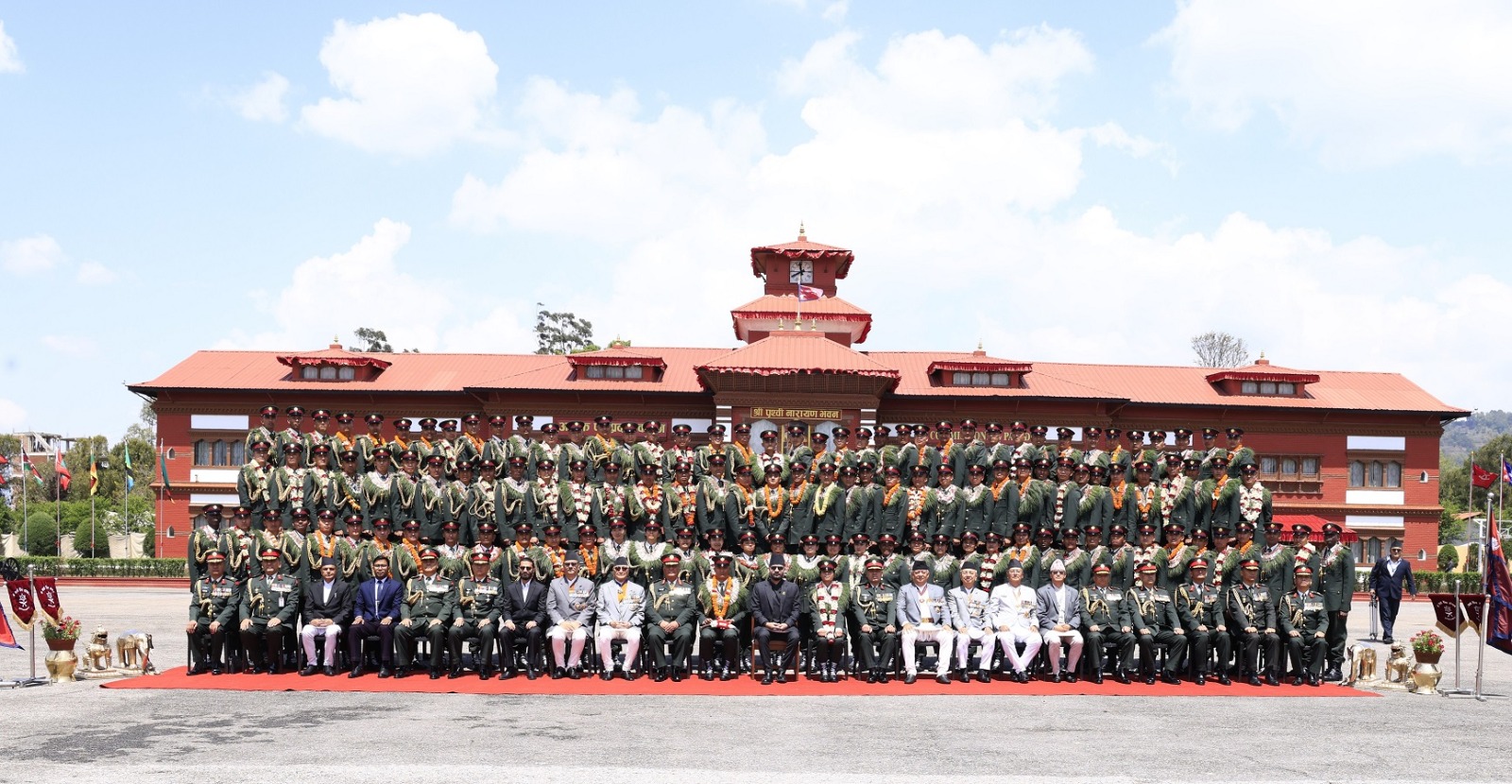 नेपाली सेनाका नवआयुक्त अधिकृतहरूलाई राष्ट्रसेवामा समर्पित हुन प्रधानमन्त्री शाहको आग्रह