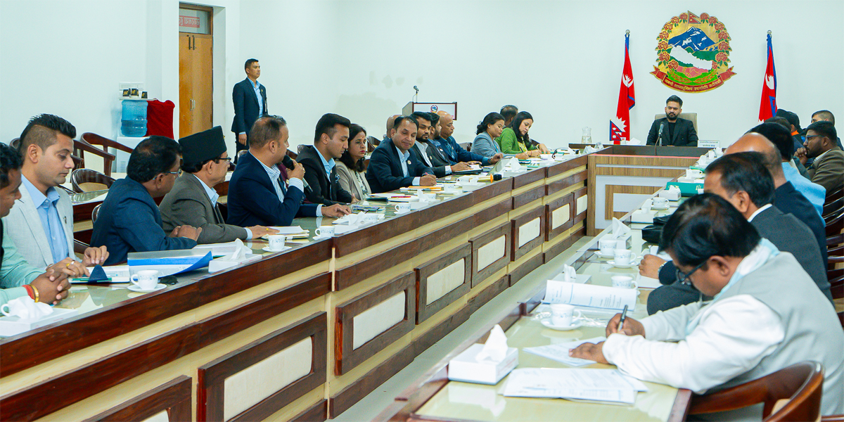 मधेशका सांसदसँग प्रधानमन्त्रीको छलफल : जानकी मन्दिरदेखि रेडक्रसको भ्रष्टाचारसम्म