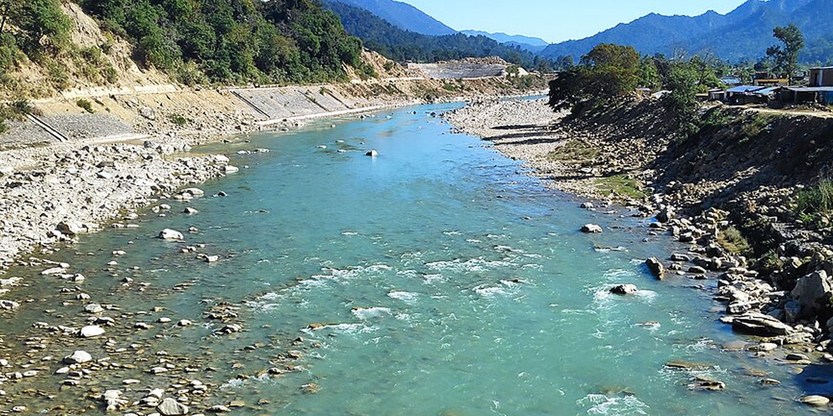 बबईमा पुल नहुँदा सास्ती