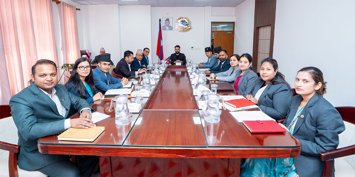 मन्त्रिपरिषद्को नयाँ वरीयता सार्वजनिक, अर्थमन्त्री स्वर्णिम दोस्रो, परराष्ट्रमन्त्री शिशिर तेस्रो वरीयतामा