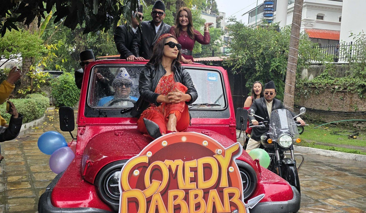 ‘कमेडी दरबार ३’ की रानी बनिन् दीया मास्के, कमेडियनमा थपिए सन्तोष, दिनेश र सुजन