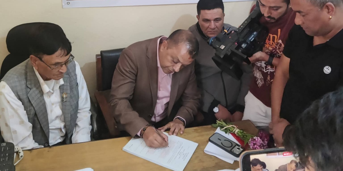 कांग्रेसले थाल्यो जरा अभियान