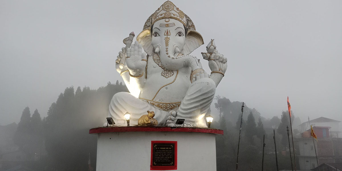 २१ फुट अग्लो गणेश भगवान्!