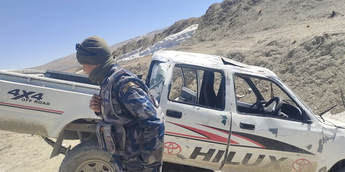 कोरलानाकामा जिप दुर्घटना, चालक घाइते