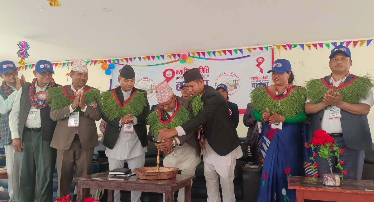 बाजुराका स्थानीय तहका जनप्रतिनिधिले भने : हामीमाथि संघीय सरकारले अंकुश नलगाइयोस्