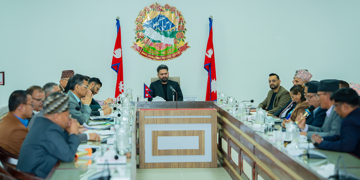 विद्यार्थी संगठन हटाउन प्रधानमन्त्रीको निर्देशनपछि उपकुलपतिले भने- धम्की र आक्रमण खेप्नुपरेको छ