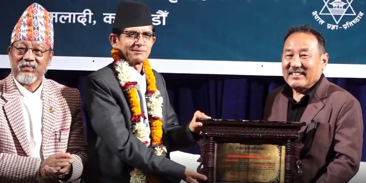 क-कसले पाए प्रज्ञा पुरस्कार?