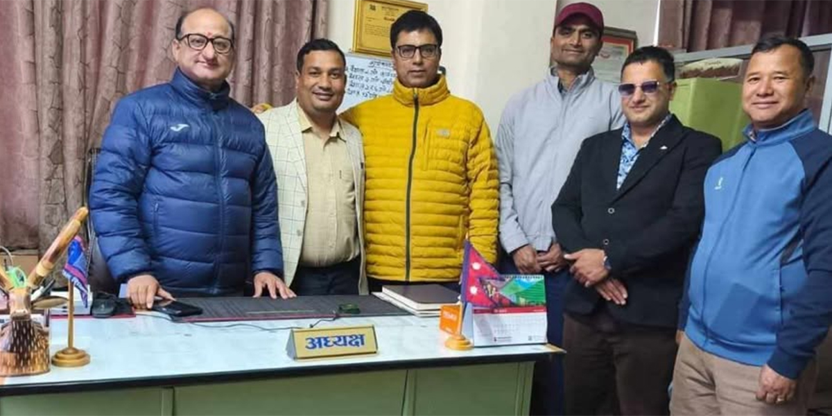 विष्णु खत्री नेतृत्वको राहत शिक्षक समितिले गर्‍यो शिक्षक संघसँग छलफल