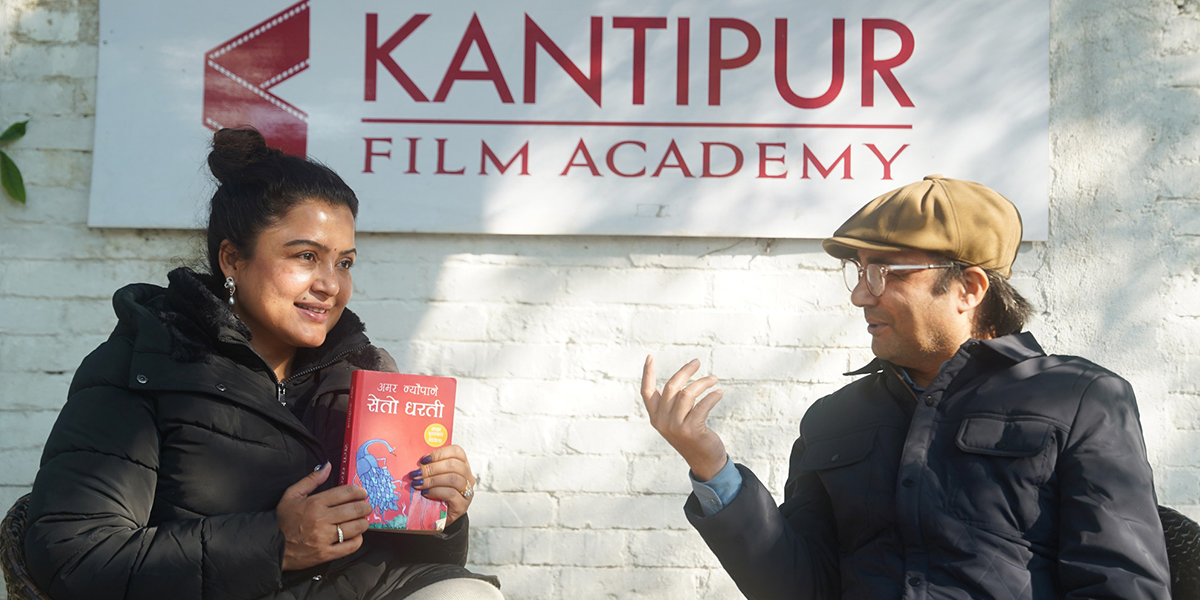 ‘सेतो धरती’ नाटकमा रेखा थापाको लगानी, चैत २७ देखि मञ्चन