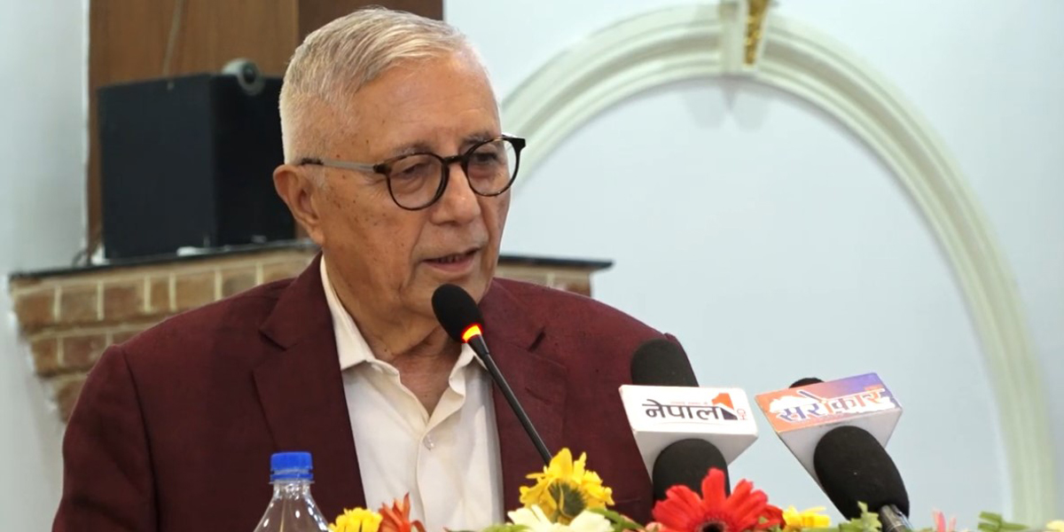 पार्टीभित्रको विवाद मिलाउने प्रयासमा लागेको छु : कोइराला