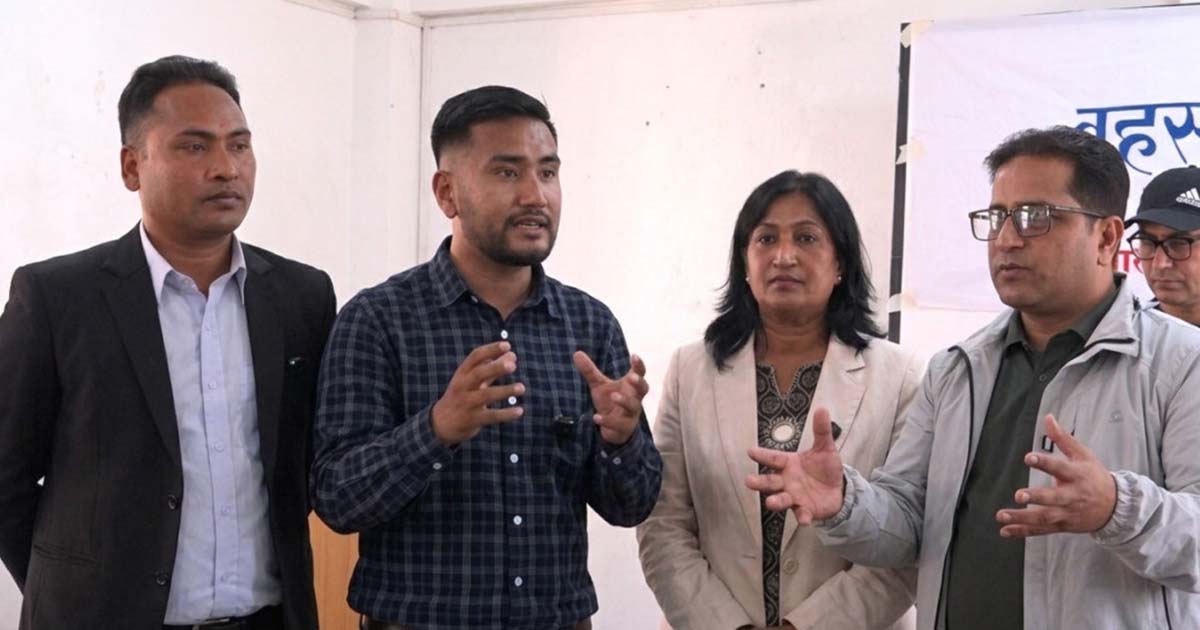 सरकारले बन्द गर्ने चेतावनी दिएपछि कानुन व्यवसायी र विद्यार्थी नेताको मोर्चाबन्दी