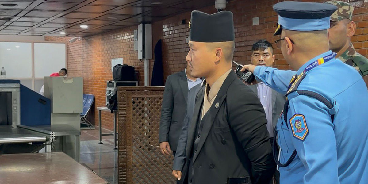 एयरपोर्टमा गृहमन्त्रीको आकस्मिक छड्के, दिए यस्तो निर्देशन