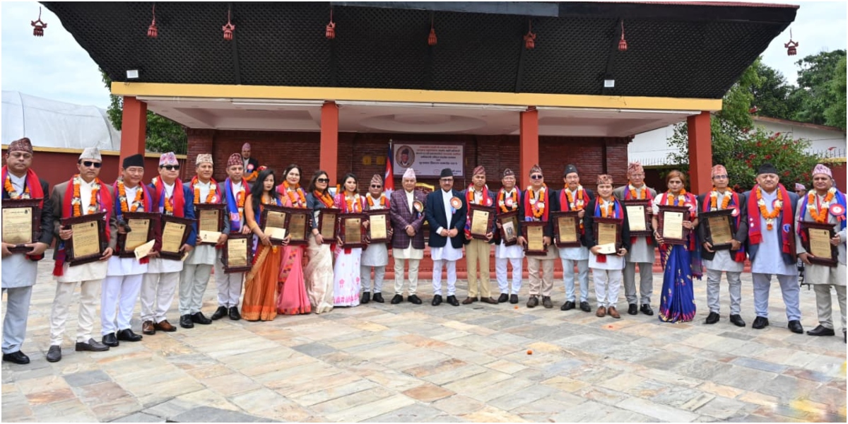 स्रष्टाको सम्मानमा राज्यले कन्जुस्याइँ गर्न हुँदैन : राष्ट्रपति पौडेल