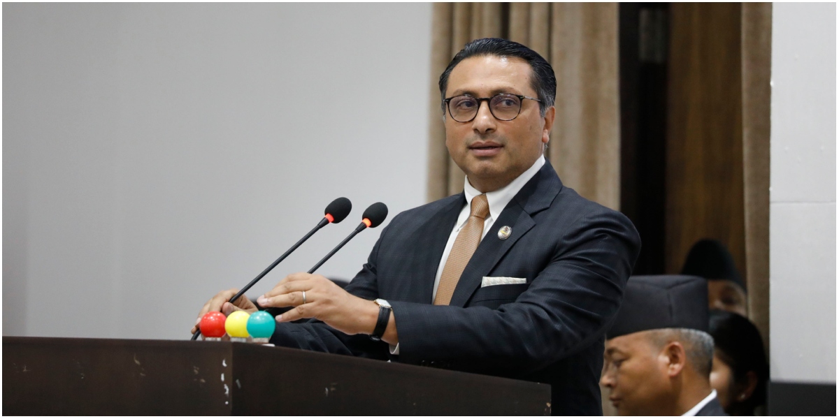 संसद्‌मा खोजी भइरहे पनि गएनन् बालेन, अर्थमन्त्रीले दिए जबाफ