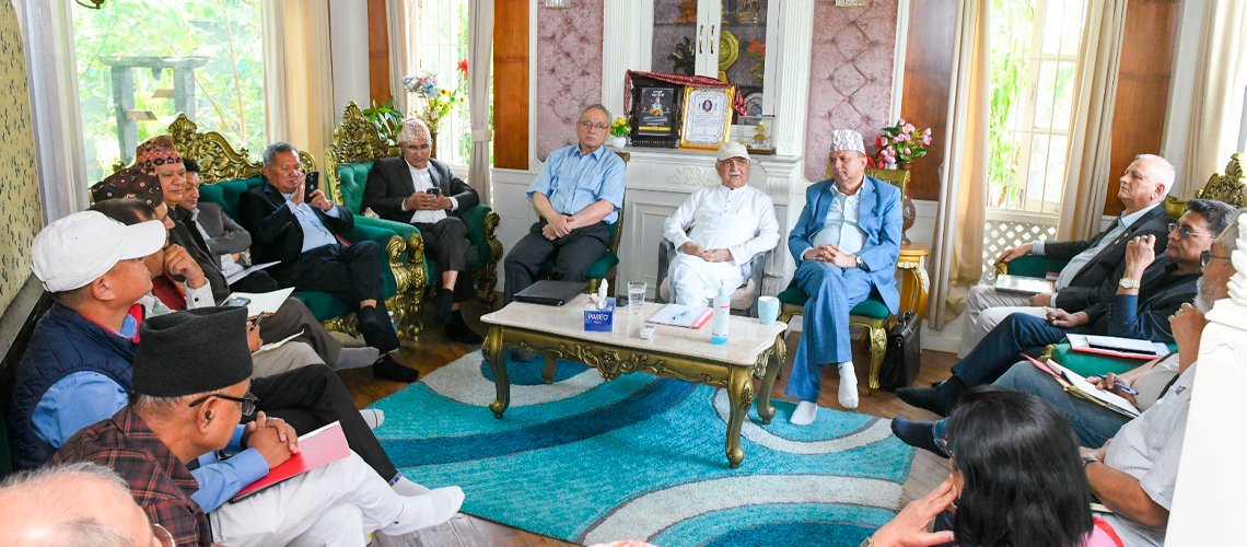 एमालेको सचिवालय बैठक बस्दै, आज ओलीले जबाफ दिने