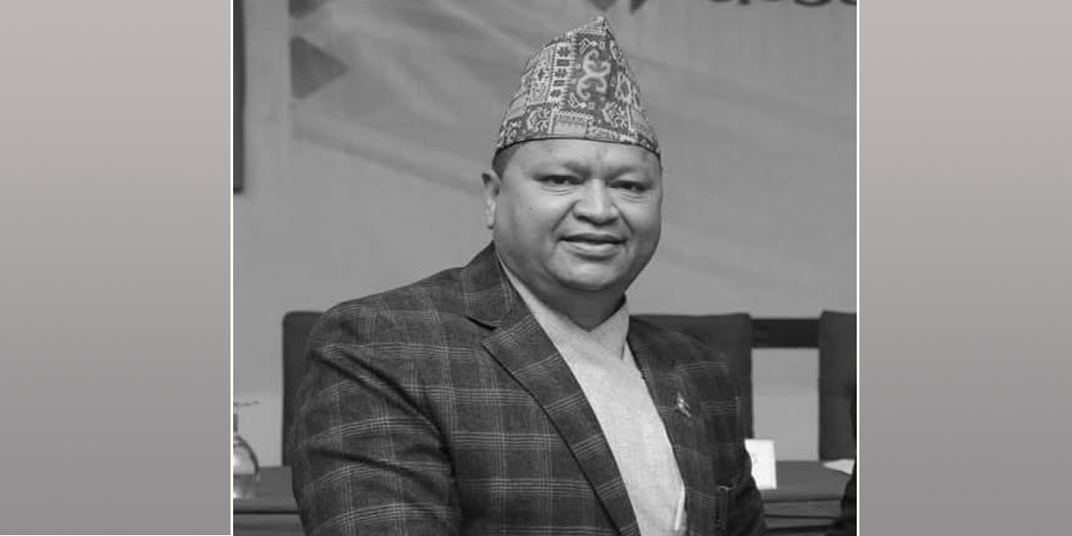 पूर्वबैंकर थापाको कार दुर्घटनामा निधन