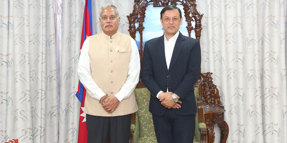 सभामुख अर्यालसँग भारतीय राजदूत श्रीवास्तवको शिष्टाचार भेट