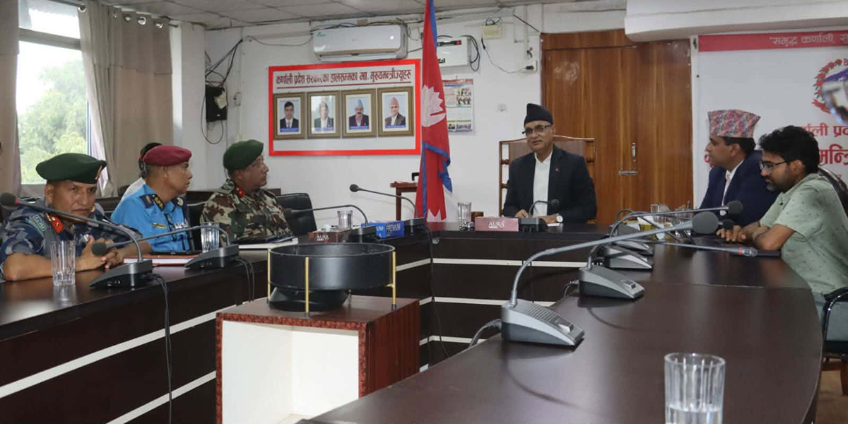 हेलिकप्टरबाट यात्रु र सवारी खोजी गर्न मुख्यमन्त्रीको निर्देशन
