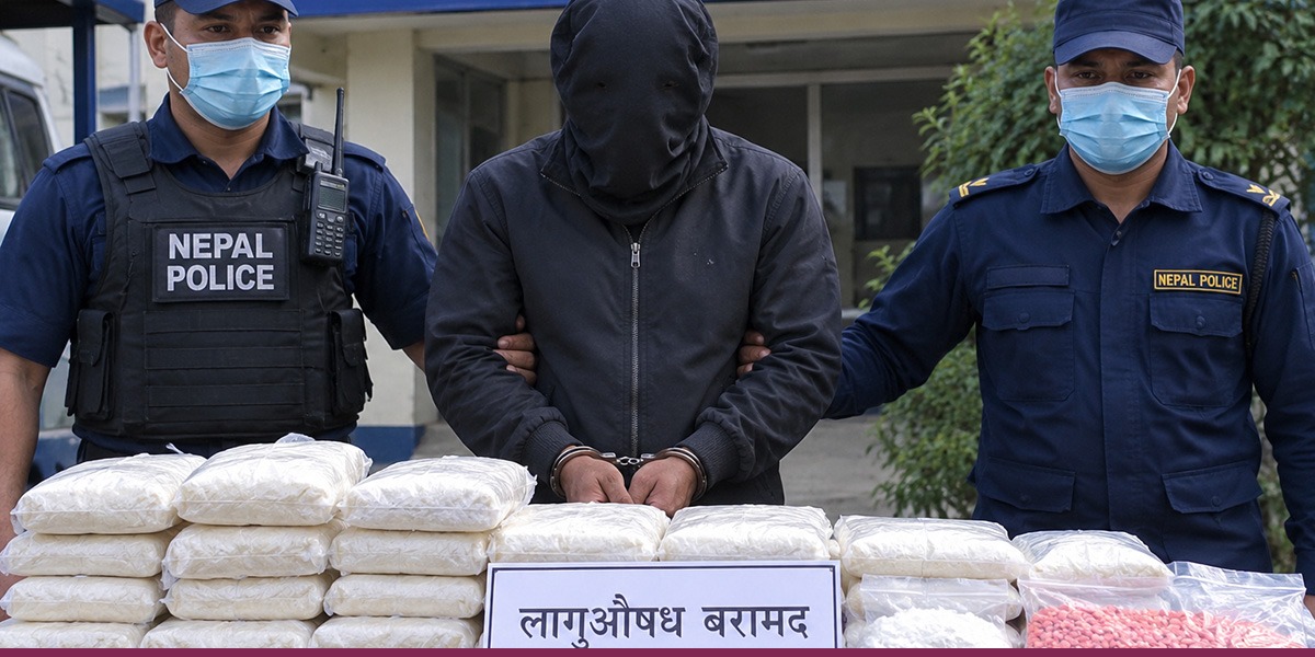 चेकजाँच कडा भएपछि लागुऔषध कारोबारी धमाधम पक्राउ
