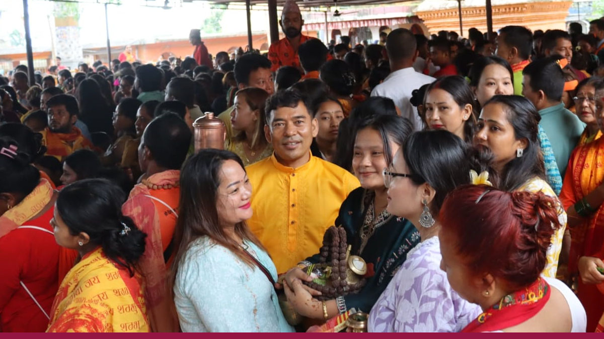 साउन लागेसँगै हरियो शृङ्गार, शिवपूजा र बोलबम मेलाको रौनक