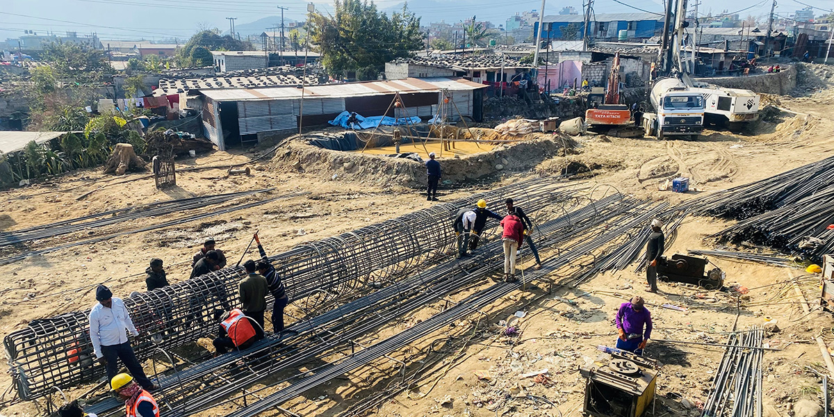 इँटा, सिमेन्ट र डन्डीको भाउ उकालो, निर्माण खर्च बढ्यो