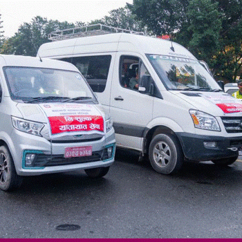 बाढीग्रस्त क्षेत्रका अलपत्र यात्रु उद्धार गर्न काठमाडौँ महानगरको नि:शुल्क बस सेवा