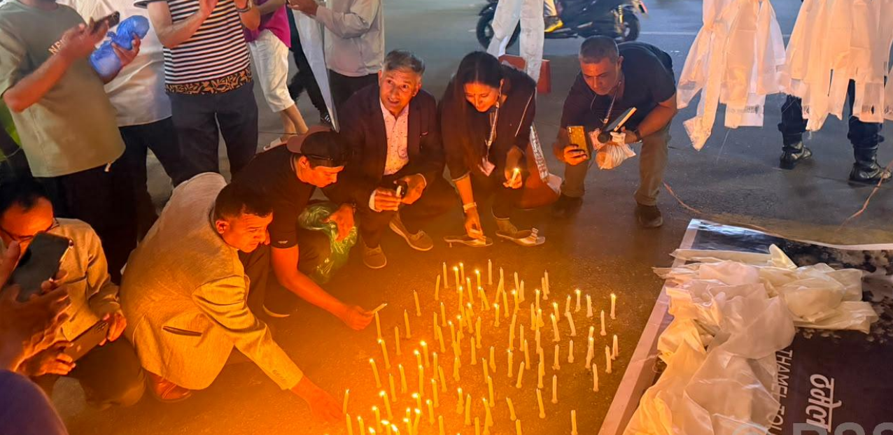 पाकिस्तानको ‘ब्रोड पिक’ मा ज्यान गुमाएका आरोहीको चीरशान्तिको कामना गर्दै ठमेलमा दीप प्रज्वलन