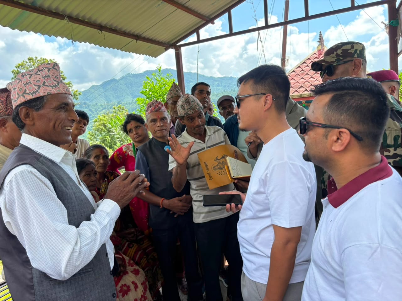 गोरखा पुगे गृहमन्त्री